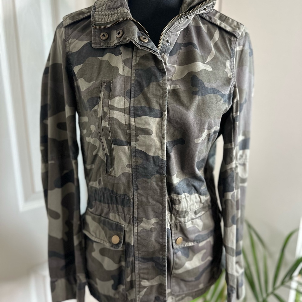 Love Tree Green Utility Jacket Lightweight Outdoor Style